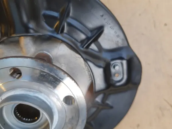 MERCEDES CLA 118 GLA 247 GLB Mozzo Anteriore Sinistro A2473320100 image 4