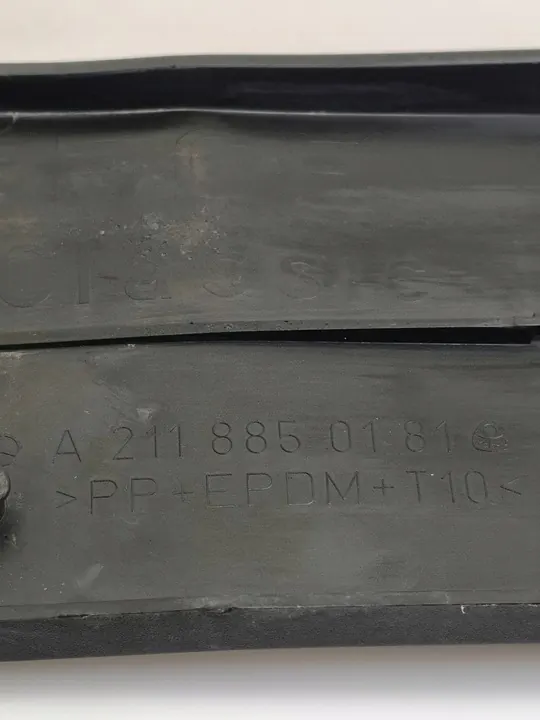 Nummerplåtshållare Mercedes E W211 image 4