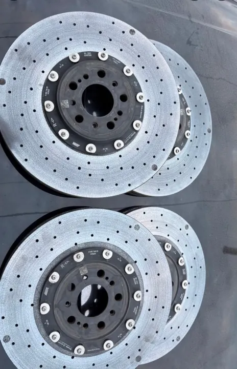 Conjunto Discos & Pinças OEM 34108093717 BMW image 2