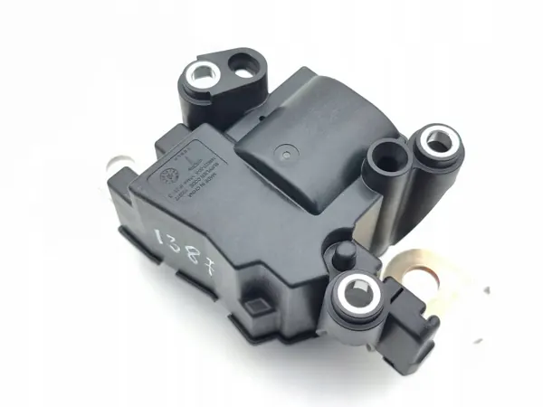 Fusible Tesla Model Y OEM 149622100A - Usado image 4