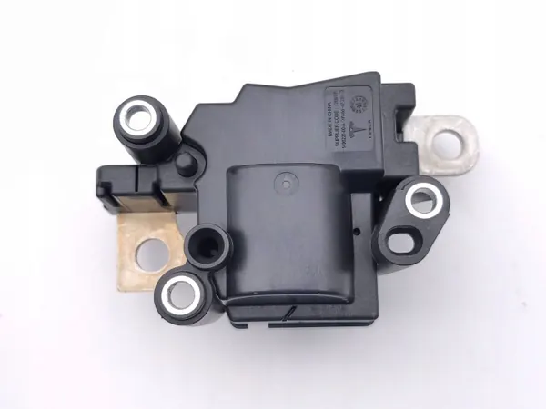 Fusible Tesla Model Y OEM 149622100A - Usado image 8