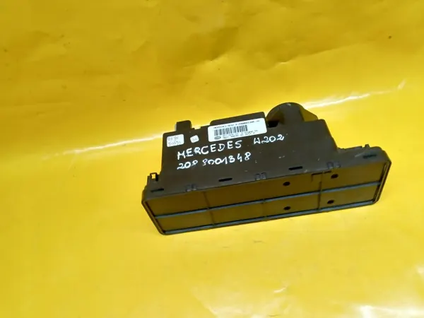 Mercedes-keskitulppapumppu OEM 2088001348 image 5