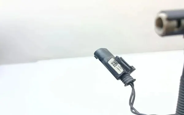 BMW F10 LCI pyyhkijänsuutinletku OEM 7205118 image 4