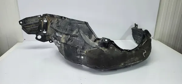 Left Front Wheel Arch Toyota Yaris III image 3
