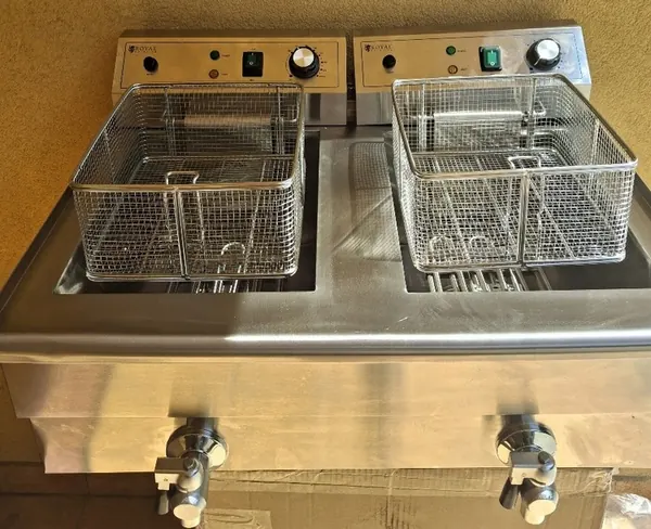 Frytownica 2x16L 230V Royal Catering image 9