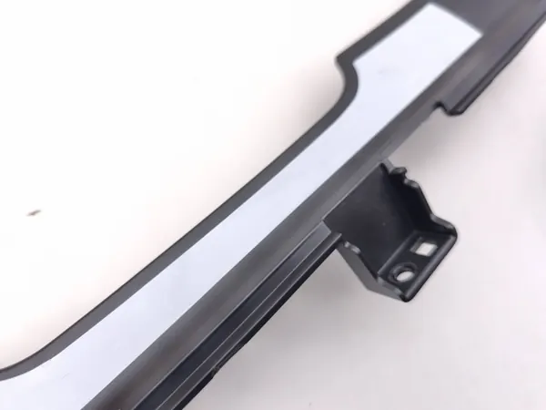 Handschoenenvakframe KIA Niro 2024 OEM 84790AT900 image 4