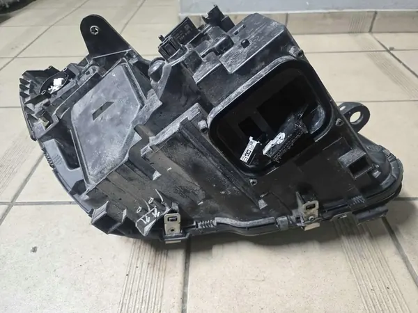 Linker koplamp Mercedes C-Klasse W205 Full LED Performance A2059063703 image 4