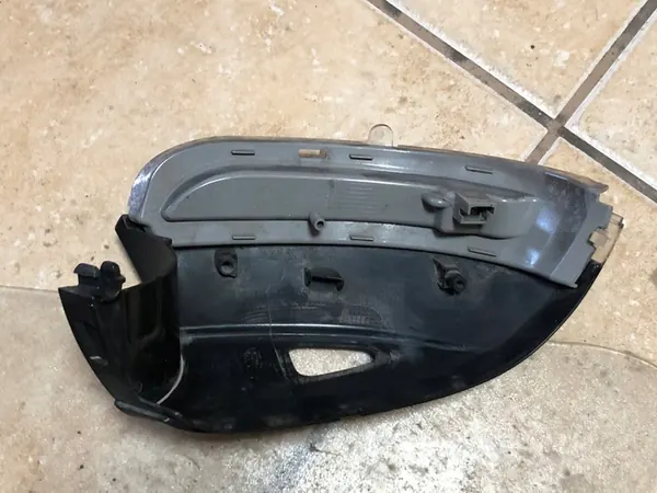 VW Passat Oikea Peilikotelo 3C8949102 image 4