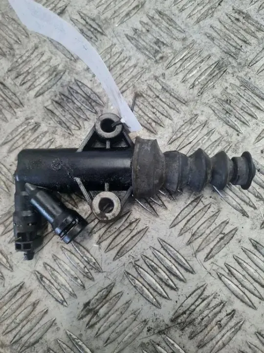 Kopplingscylinder OEM KE6041920B för Mazda 6 Sedan image 3