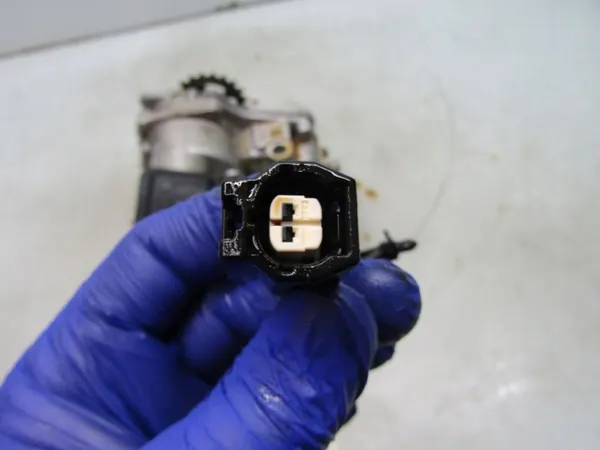 Bomba de aceite Mazda OEM 20F26D0028 para CX-30 2.0 SKYACTIV-X image 6