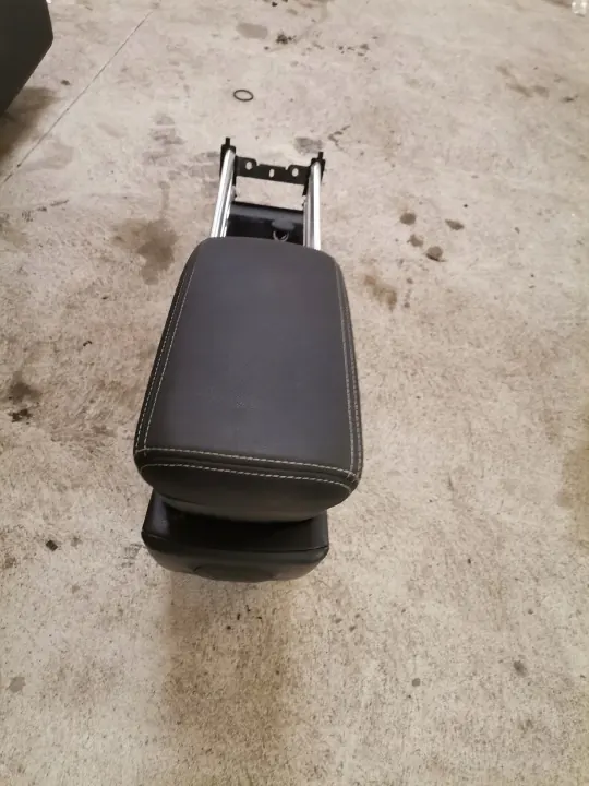 Mittkonsol armstöd Opel Meriva B OEM ngfdxcvb image 4
