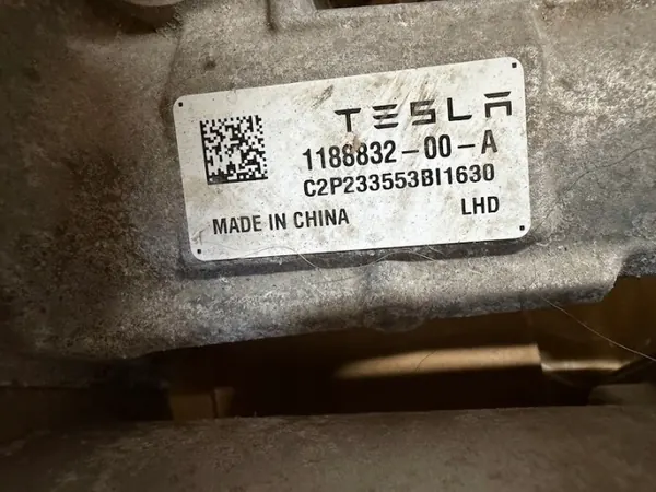 Caixa de direção Tesla Model Y OEM 1188832-00-A Dianteira image 3