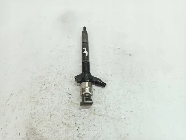 Bränsleinsprutare 23670-0R020 Toyota RAV4 Avensis 2.2 D4D image 2