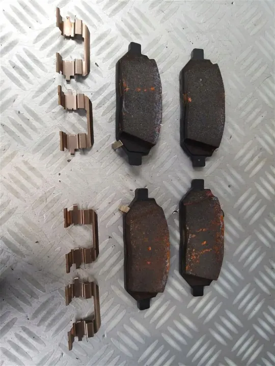 Jarrupalat etu OEM 42349235 Opel Karl 1.4:lle image 5