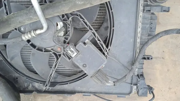 Jäähdytinpuhallin FORD OEM 684 Mondeo MK4 2.0 TDCI image 8