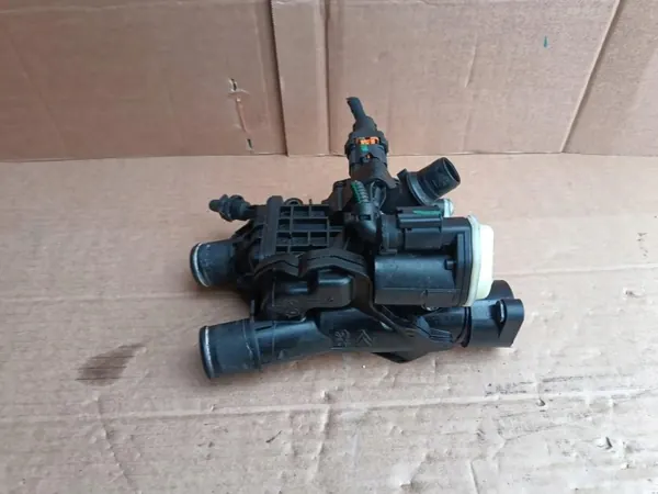Boîtier de thermostat OEM 9849443980 pour Peugeot 308 II image 3