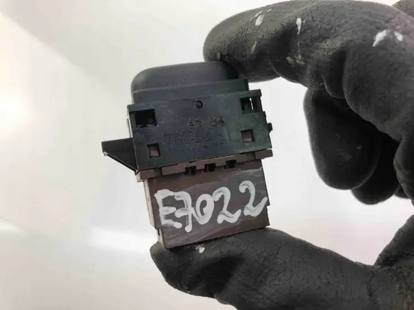 FORD MONDEO III Relä V23234A1001X036 image 5