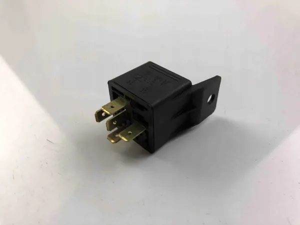 FORD MONDEO III Relä V23234A1001X036 image 7