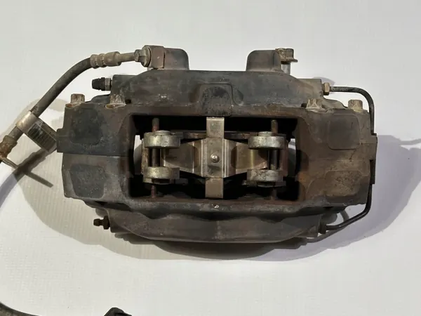 Kit de freins Brembo OEM 235296 pour Chevrolet Camaro image 6