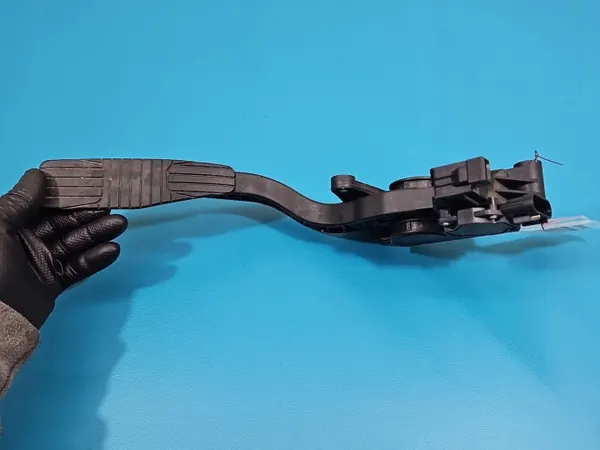 Gaspedal OEM 96625893 för Opel Antara 2.0 CDTI image 4