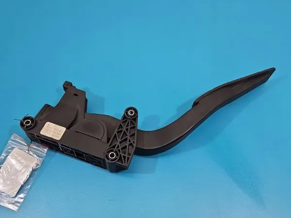 Gaspedal OEM 96625893 för Opel Antara 2.0 CDTI image 6