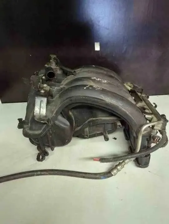 BMW OE Ansaugkrümmer OEM 7518751 - Gebraucht image 3
