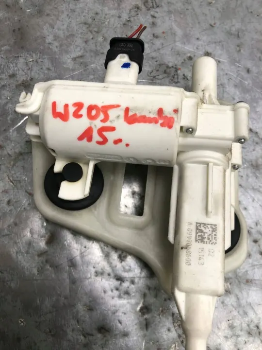 Fecho de porta-malas Mercedes OEM A0999068600 - Usado image 9