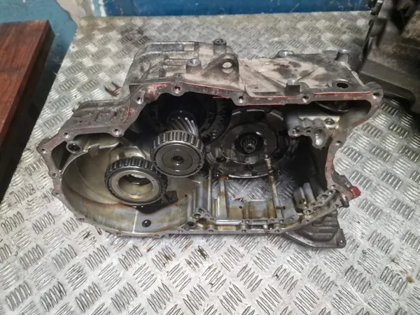 Tiptronic-vaihteiston kotelo OEM 09G300037H Audi/Skoda/VW image 5