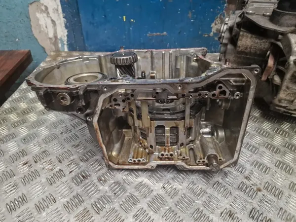 Tiptronic-vaihteiston kotelo OEM 09G300037H Audi/Skoda/VW image 6