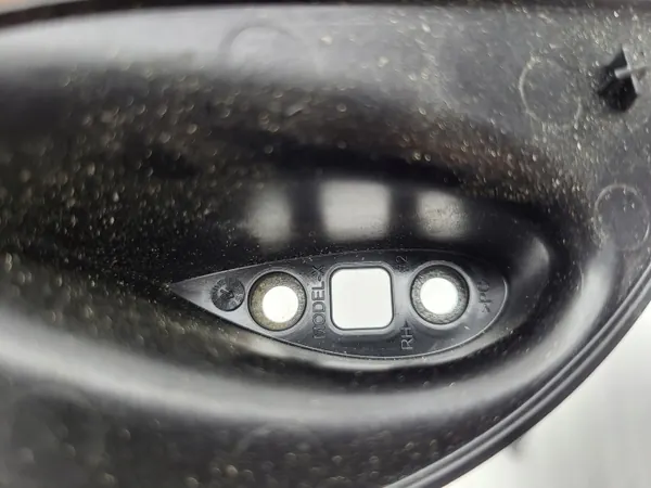 Vitre Spoiler Tesla X OEM 1082518-00-A 1082517-00-A image 2