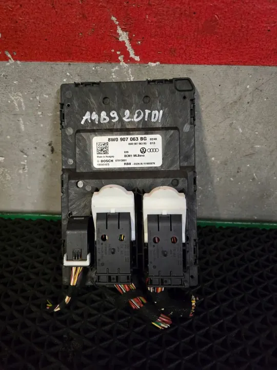 Mukavuusohjain OEM 8W0907063BG Audi A4/A5:lle image 2