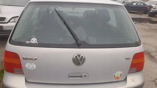Portellone posteriore VW Golf IV LB7Z usato image 2