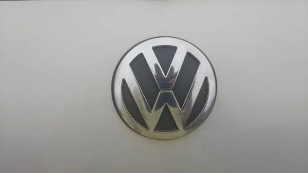 Portellone posteriore VW Golf IV LB7Z usato image 4