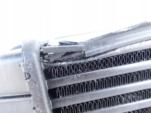 BMW X3 E83 LIFT LCI 30sd Intercooler OEM 3449191 image 6