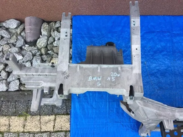 Konsolengestell OEM 310126173915 für BMW X5 G05 image 4