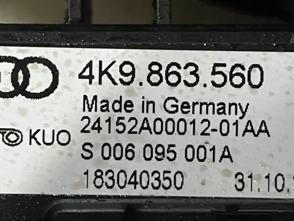 Mecanismo de rodillo de maletero Audi A6 C8 OEM Audi OE image 5
