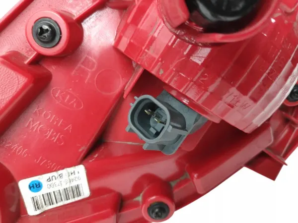 Kia Xceed Peruutusvalo OEM 92406-J7300 Oikea Taka image 10