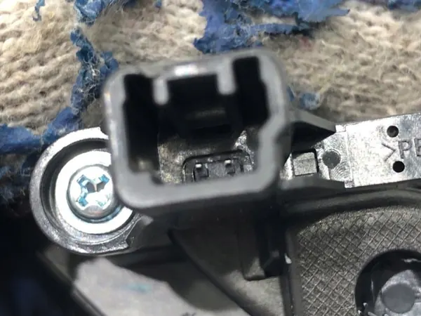 Manilla interior trasera izquierda OEM LORK-1782-1000016506 Lexus LBX image 4