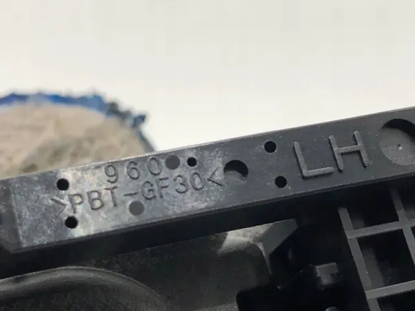 Manilla interior trasera izquierda OEM LORK-1782-1000016506 Lexus LBX image 5