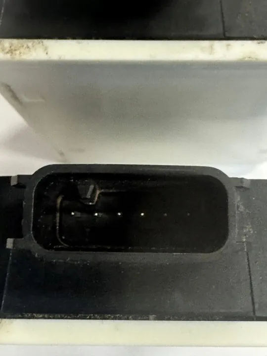 OEM 04672783AA Toter-Winkel-Modul für Dodge Challenger image 8