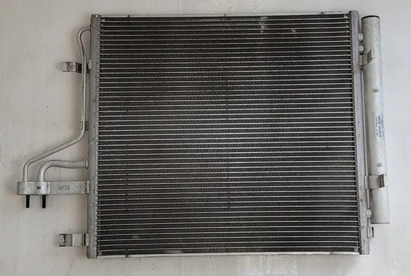 Radiador de agua de aire acondicionado Hyundai i10 III Kia Picanto 2017- image 3