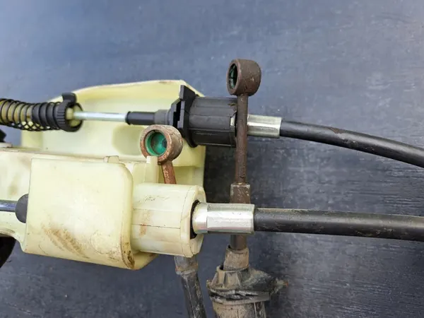 IVECO DAILY IV Vaihdevaijeri 5-vaihteinen OEM 5801260773 image 4