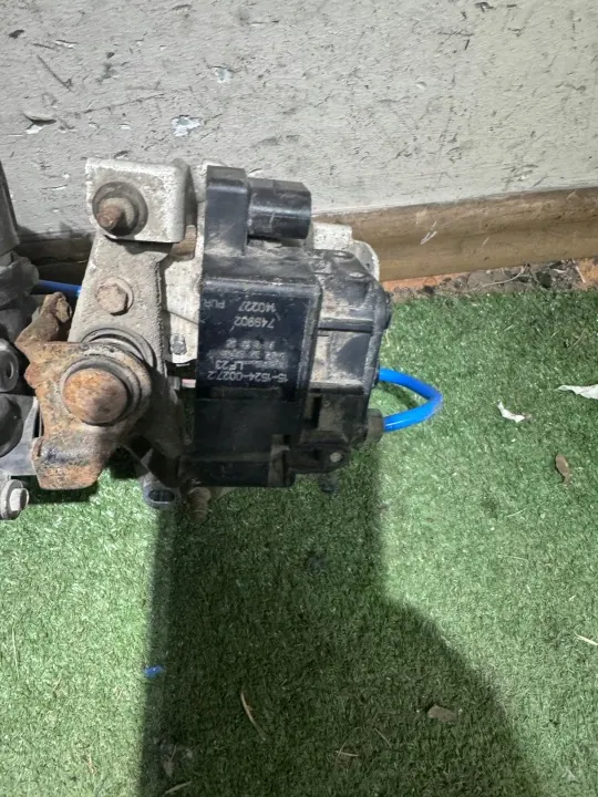 Ophanging compressor OEM 256099 voor Touareg 7P image 3