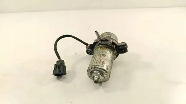 Hydraulic Pump AUDI Q5 (8R) 2.0L 2012 8R0614215 image 3