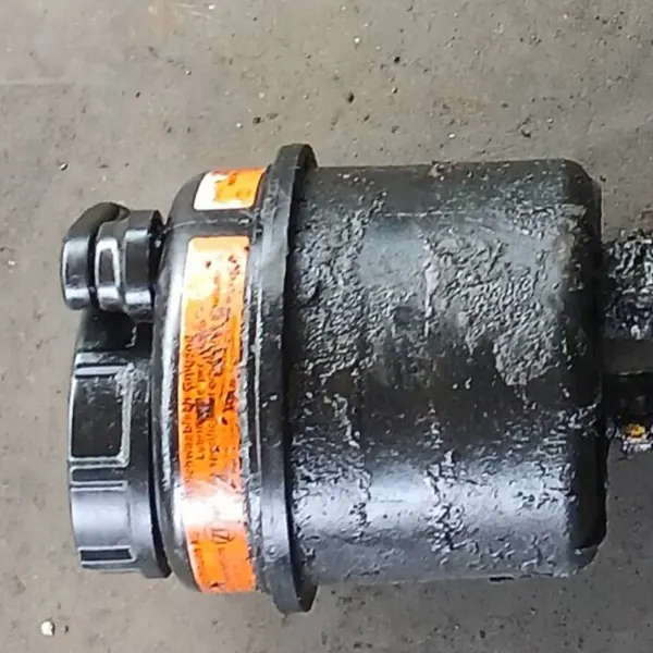 Réservoir direction assistée OEM 7632440 pour Iveco 02-06 image 2