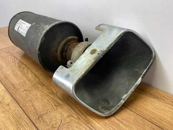 OEM 05181998AA Achterste uitlaatdemper Dodge Challenger image 4
