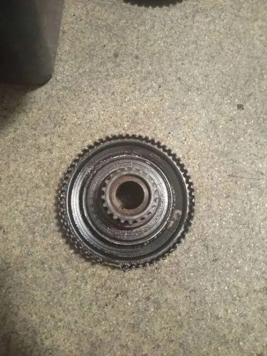 Polea cigüeñal BMW OE 1727224 - Usada image 2