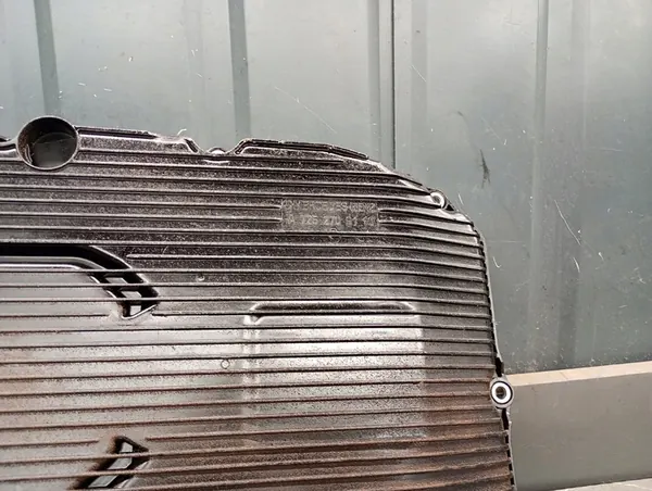 Mercedes GLE X253 Växellåda Oljeplåt A7252709110 image 4