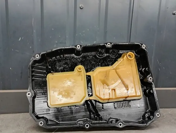 Mercedes GLE X253 Växellåda Oljeplåt A7252709110 image 7