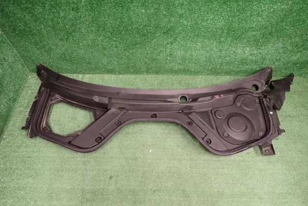 Maserati GranTurismo Windschutzscheibe OEM 670168182 image 2